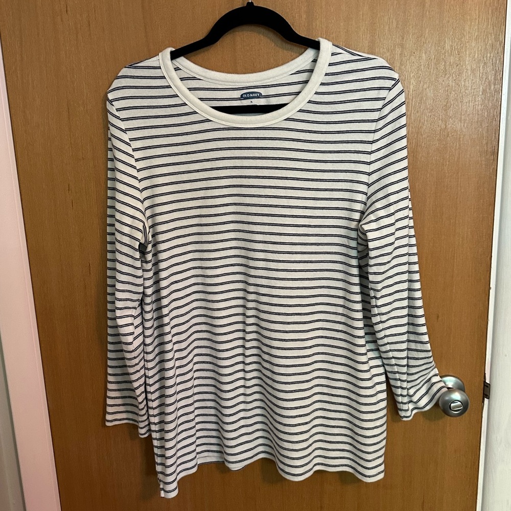 Old Navy Blue and White Striped Long Sleeve Top
